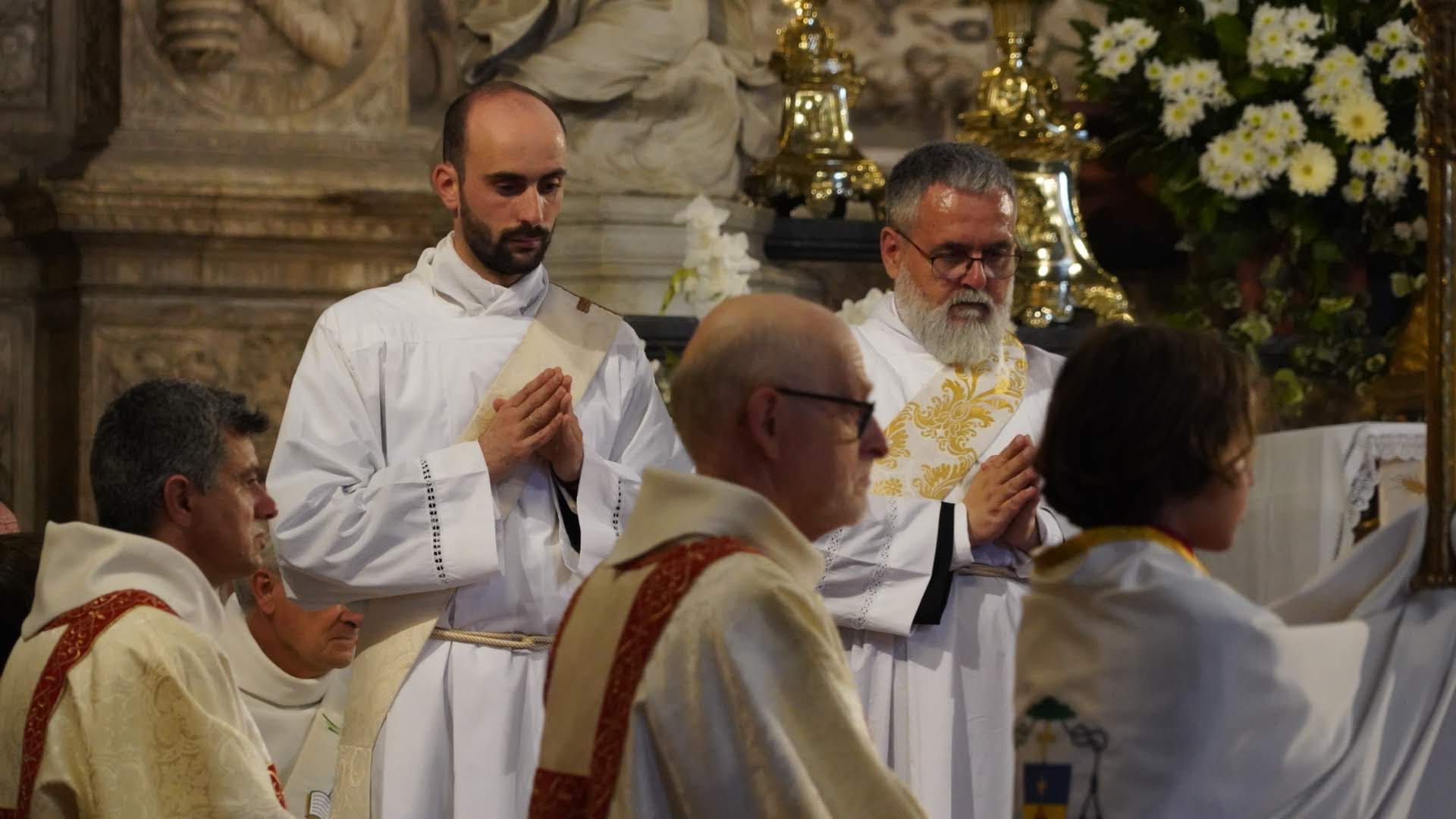 Ordination sacerdotale de Vincent Benito et Philippe Perracaula