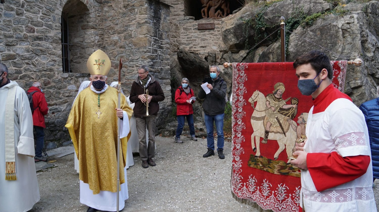 Retour sur l'Aplec de l'abbaye de St Martin du Canigou présidé par Mgr Turini